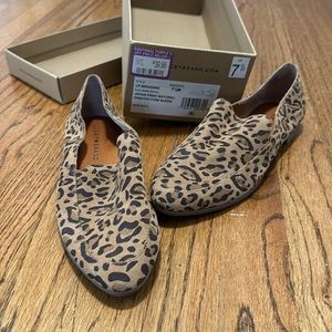 Javan print Lucky Brand size 7.5 with box - never worn, only tried on at home
